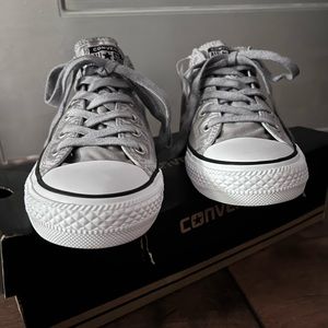 New low cut Converse sneakers